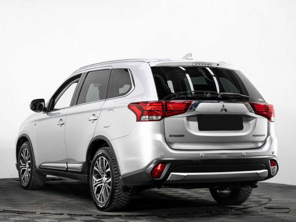 Mitsubishi Outlander, 2018 - 70 020 км. | Фото №6