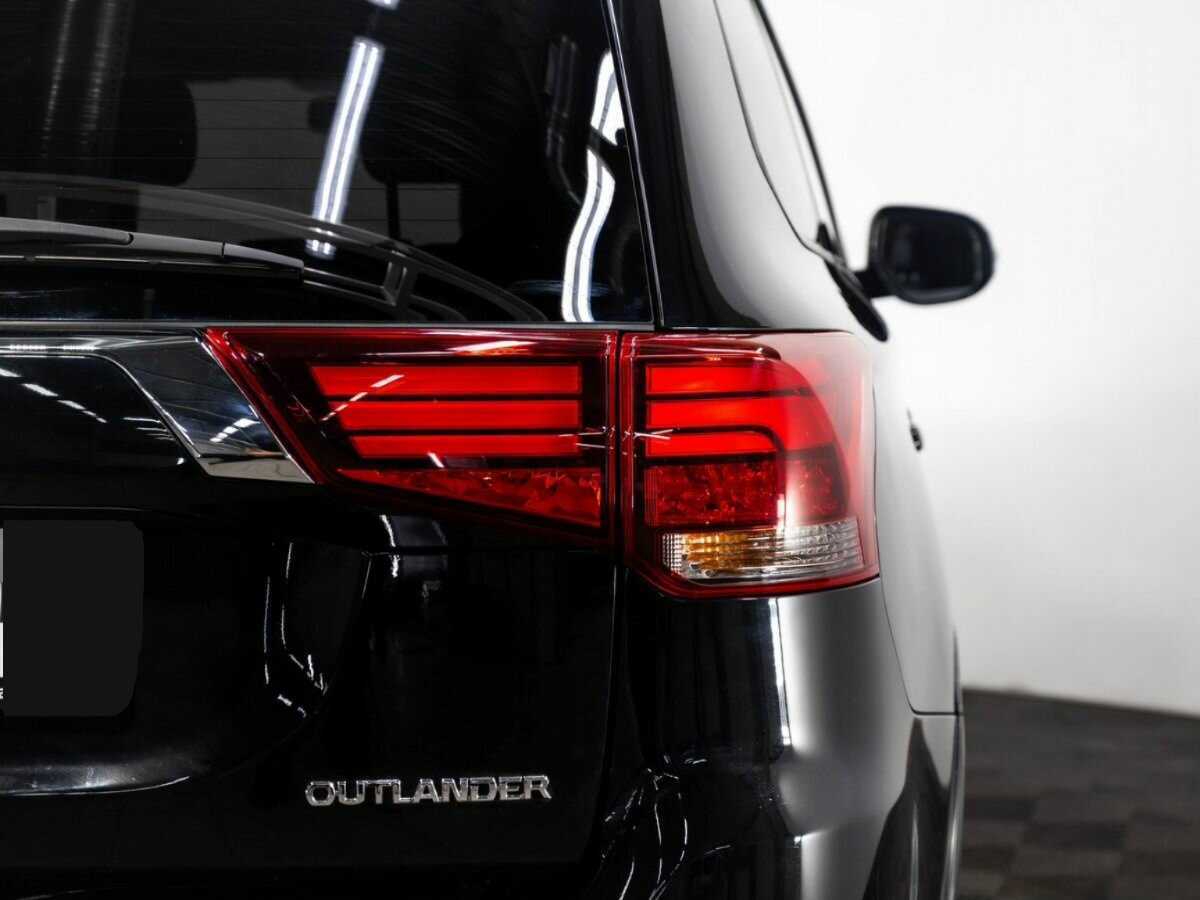Mitsubishi Outlander, 2017 - 285 598 км. | Фото №7