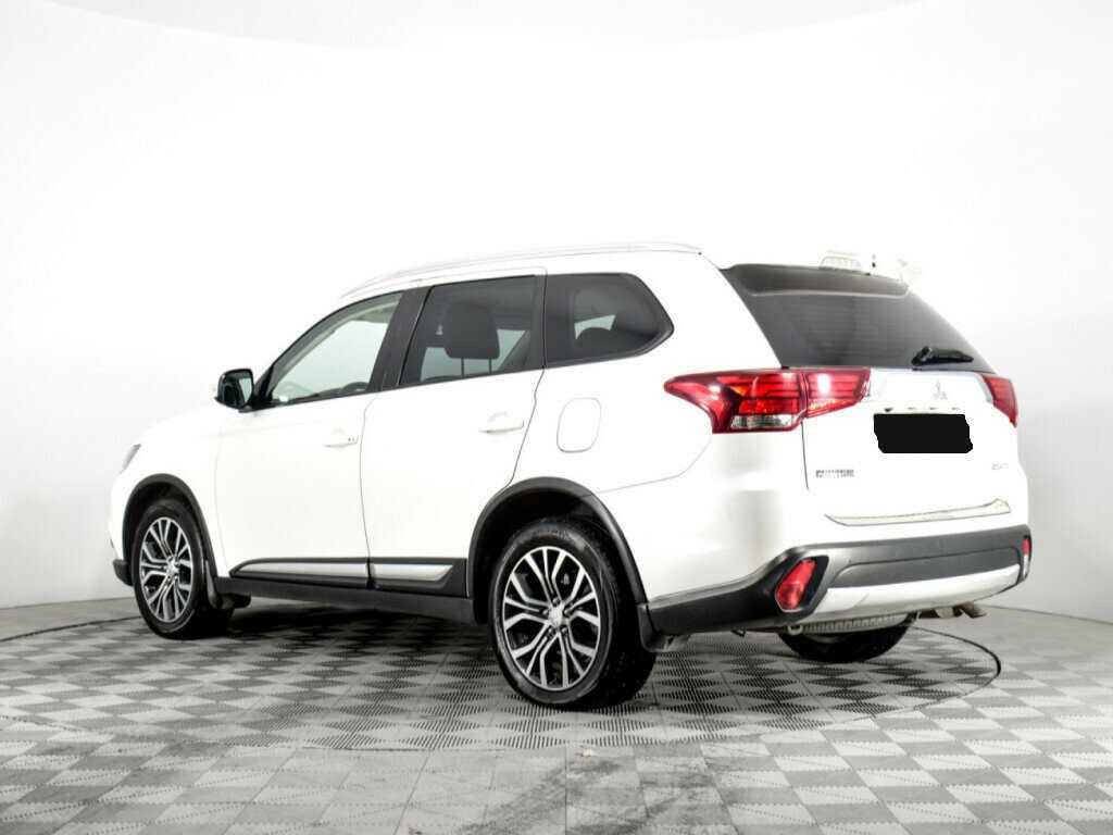 Mitsubishi Outlander, 2017 - 175 613 км. | Фото №7