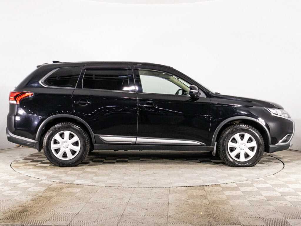 Mitsubishi Outlander, 2017 - 88 419 км. | Фото №4