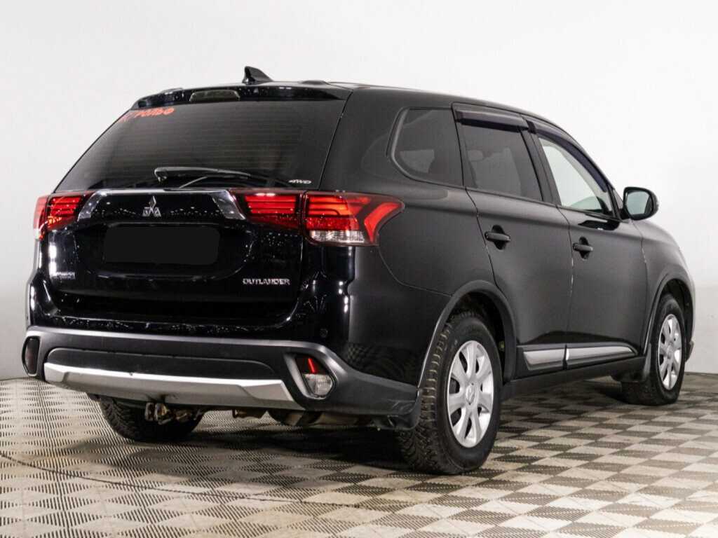 Mitsubishi Outlander, 2017 - 88 419 км. | Фото №5