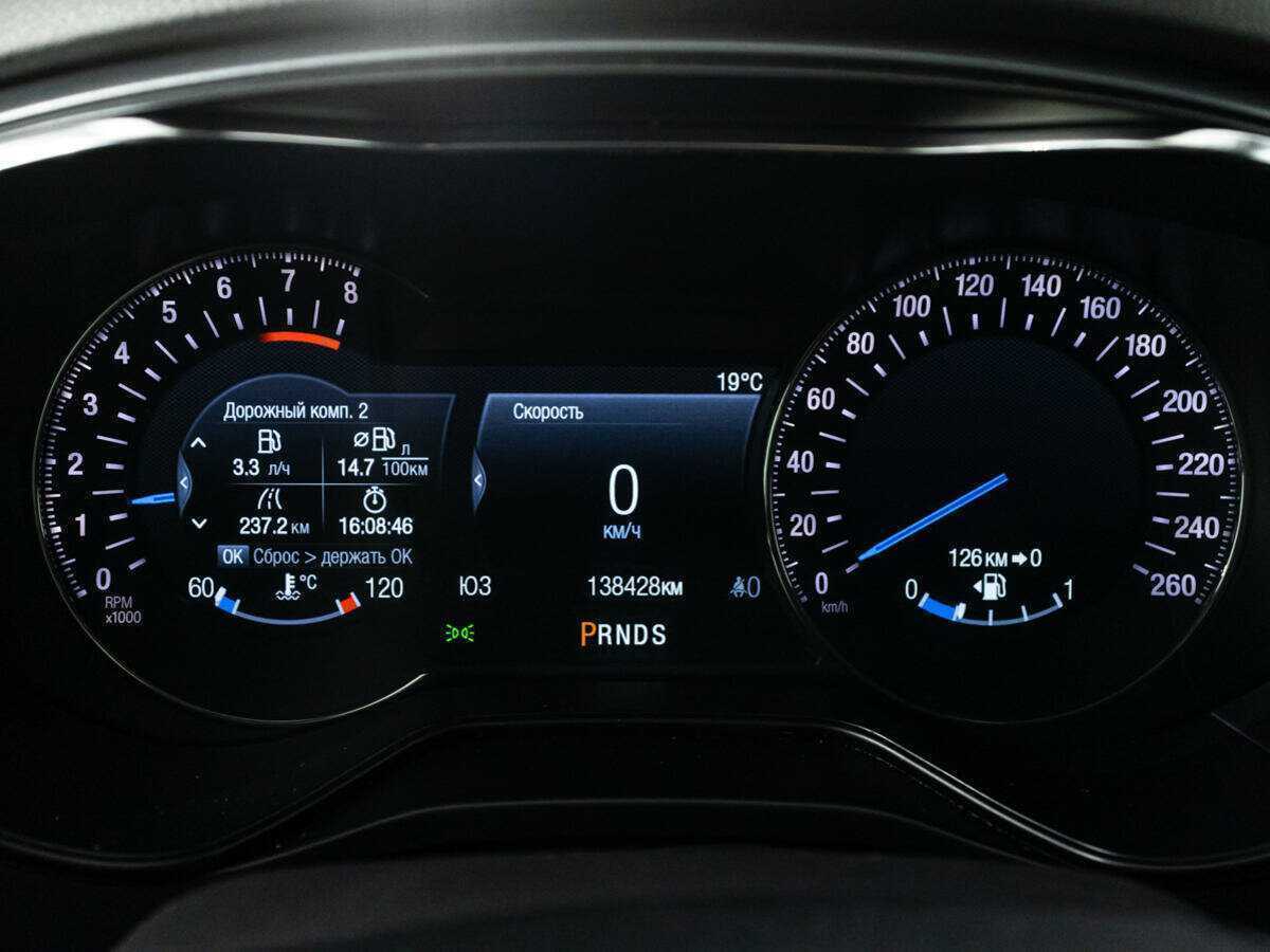 Ford Mondeo, 2017 Фото №11