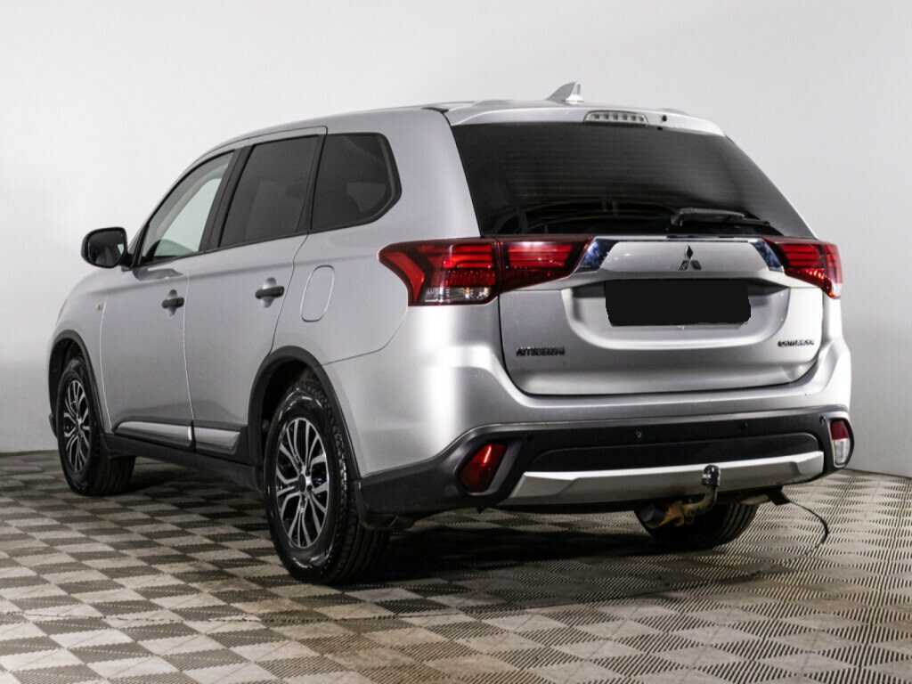 Mitsubishi Outlander, 2018 - 239 427 км. | Фото №6