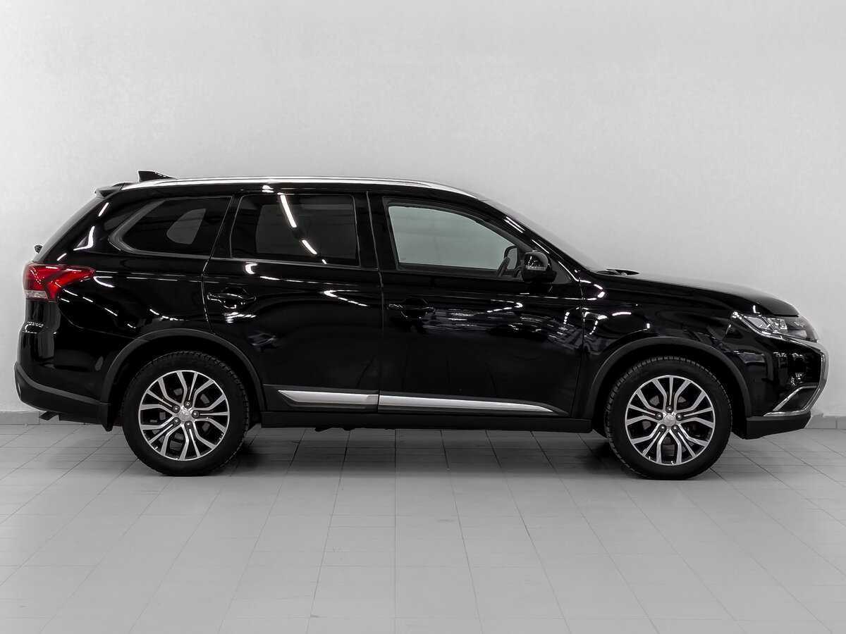 Mitsubishi Outlander, 2018 - 113 794 км. | Фото №4