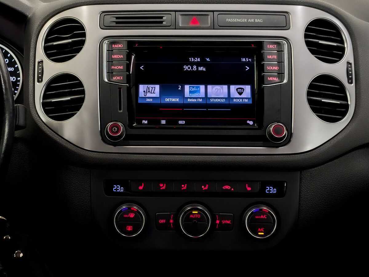 Volkswagen Tiguan, 2016 Фото №15