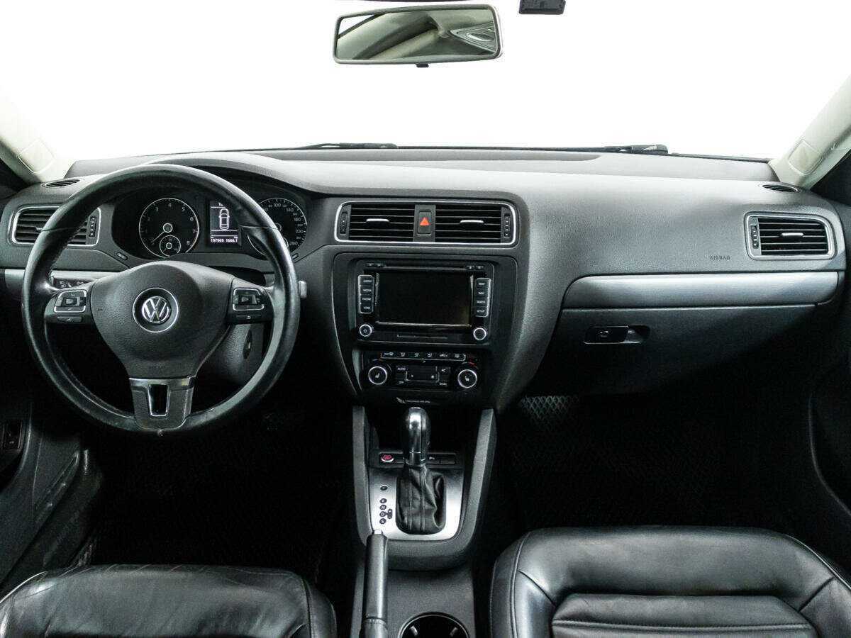 Volkswagen Jetta, 2012 Фото №13