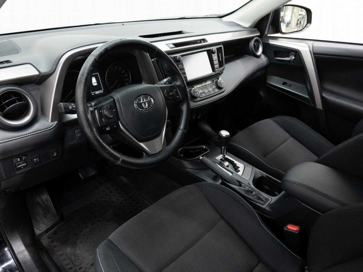 Toyota RAV4, 2017 - 180 000 км. | Фото №8