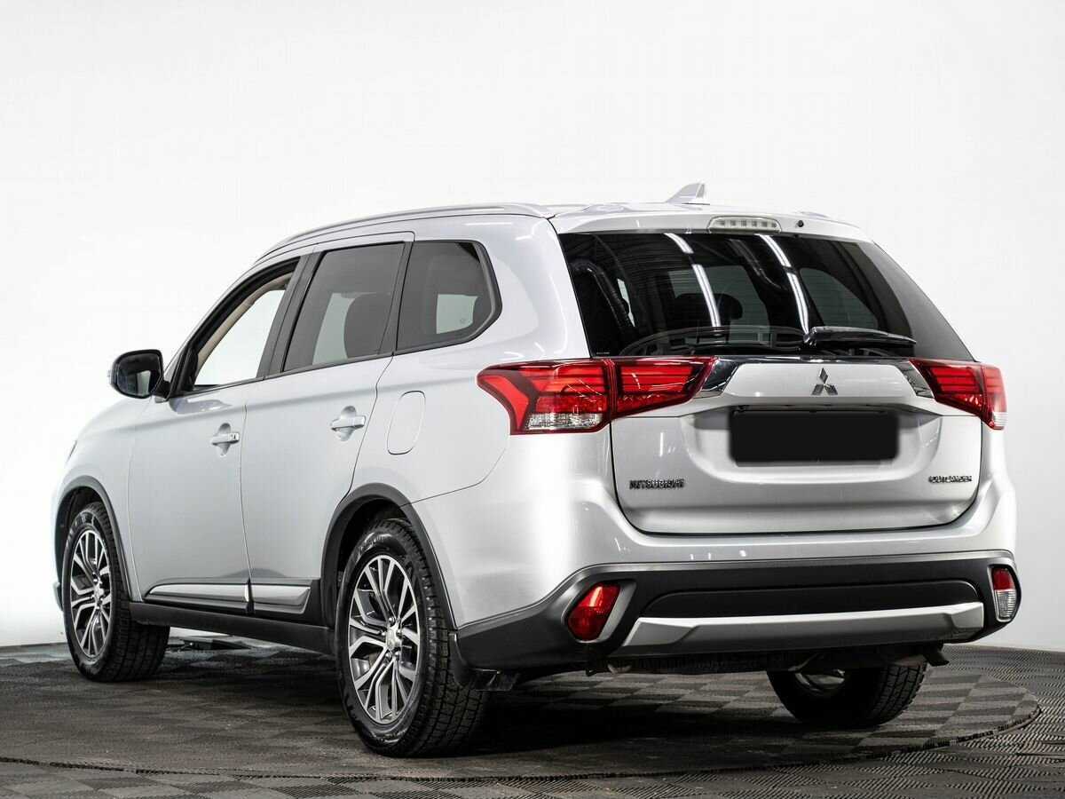 Mitsubishi Outlander, 2018 - 179 363 км. | Фото №6