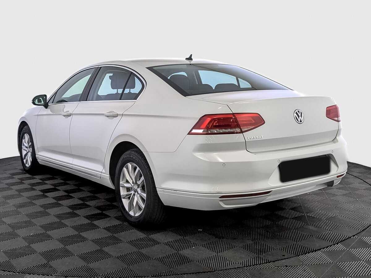 Volkswagen Passat, 2019 - 43 971 км. | Фото №7
