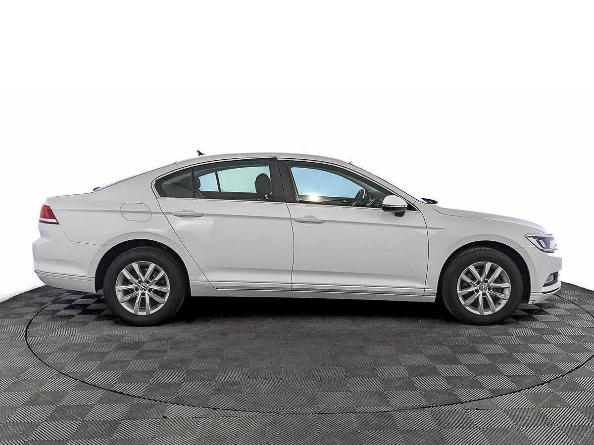 Volkswagen Passat, 2019 - 88 389 км. | Фото №4
