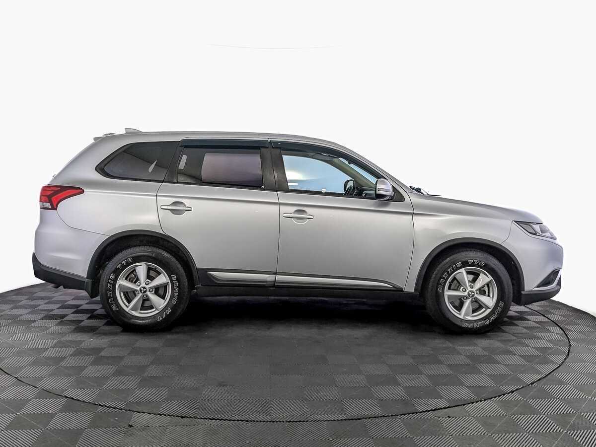 Mitsubishi Outlander, 2019 - 71 433 км. | Фото №4