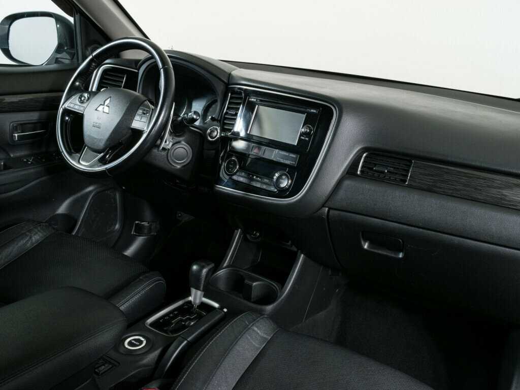 Mitsubishi Outlander, 2015 - 174 000 км. | Фото №8
