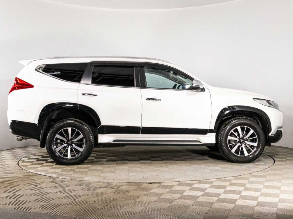 Mitsubishi Pajero Sport, 2018 - 99 701 км. | Фото №4