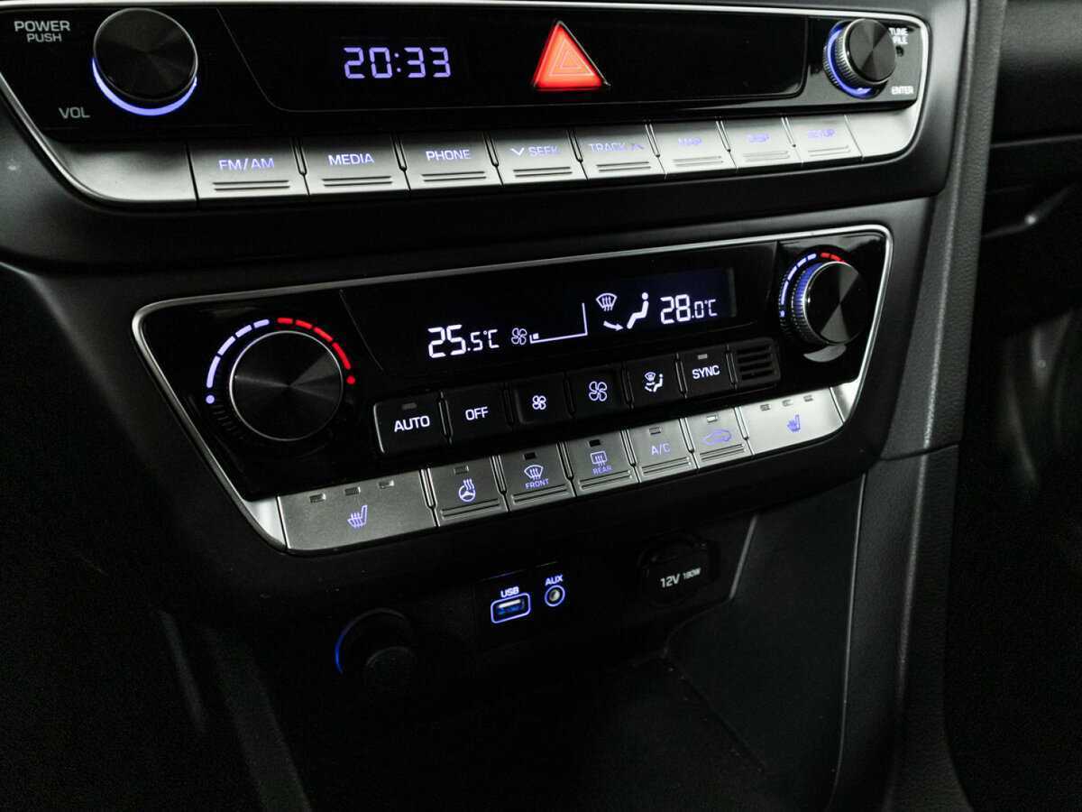 Hyundai Sonata, 2018 Фото №15