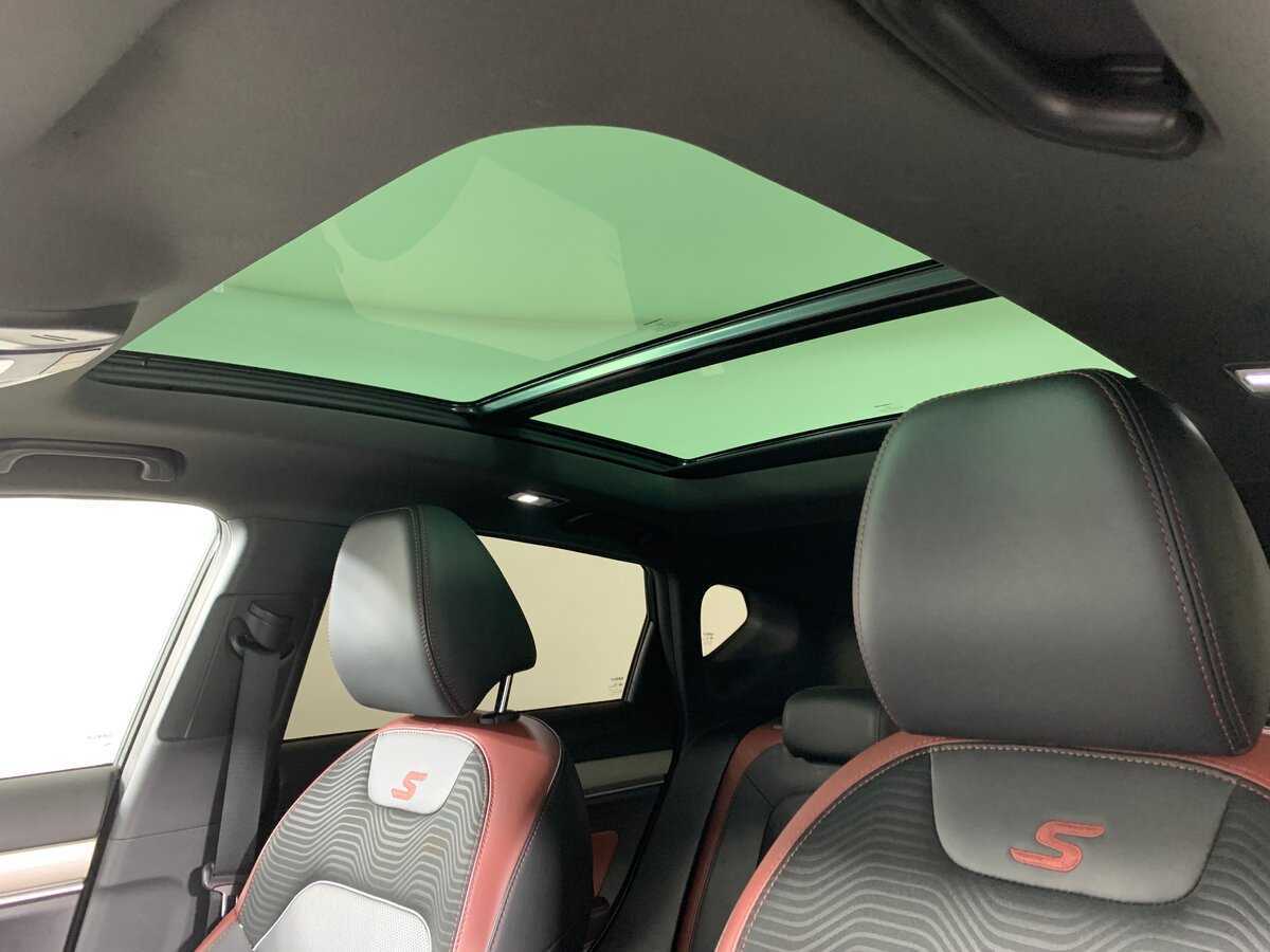 Geely Coolray, 2021 Фото №18