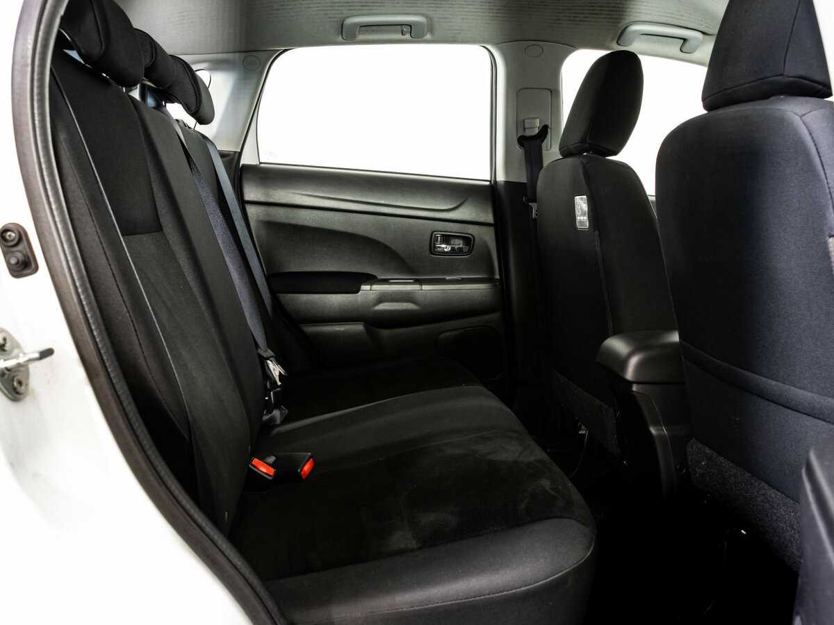 Mitsubishi ASX, 2012 Фото №11