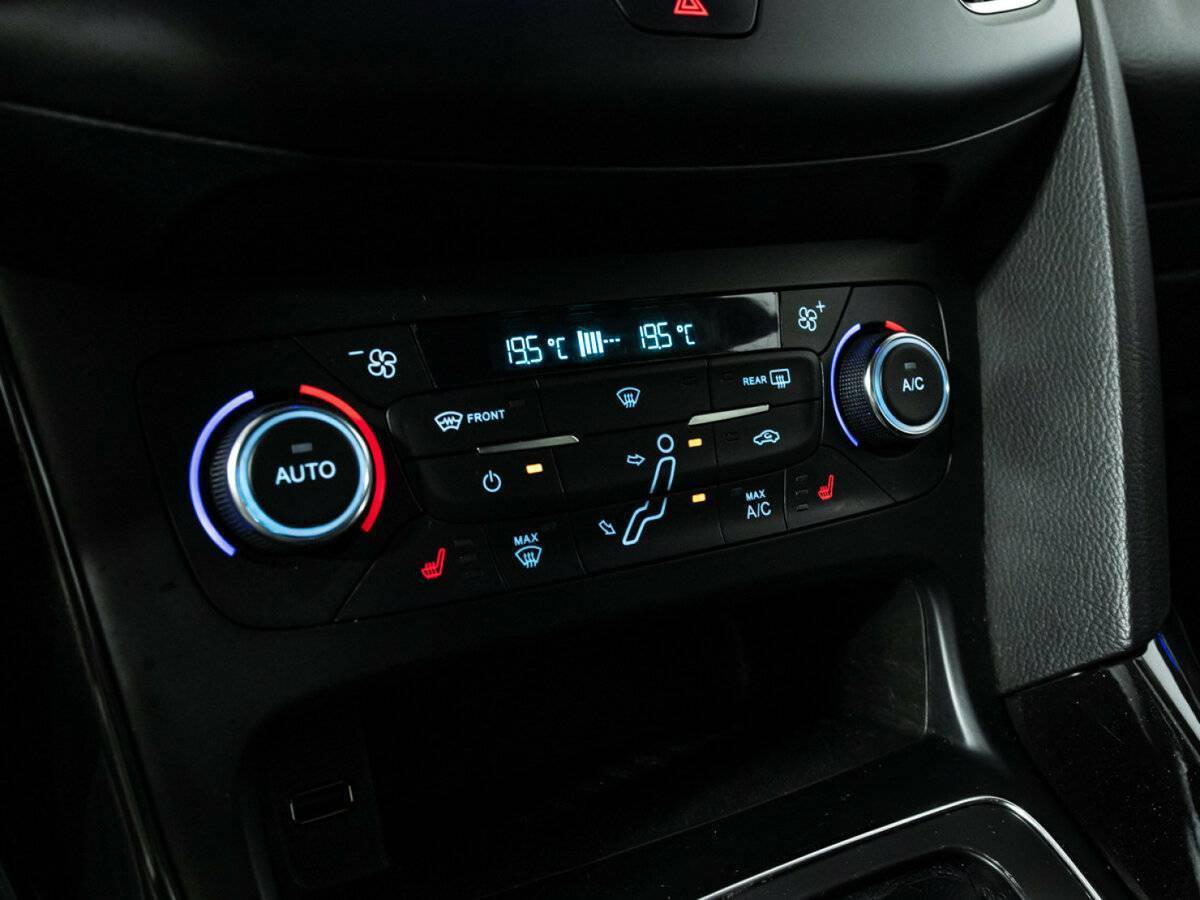 Ford Focus, 2017 Фото №15