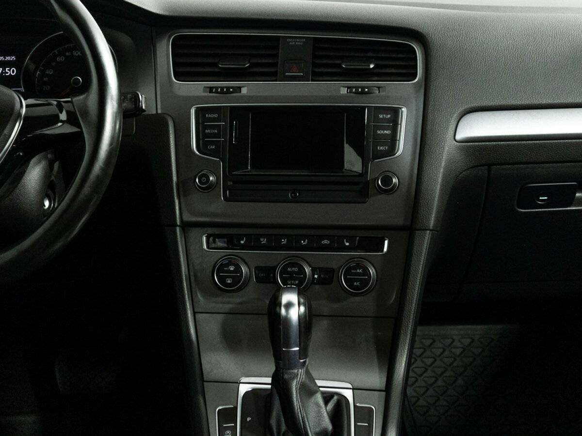 Volkswagen Golf, 2013 Фото №14