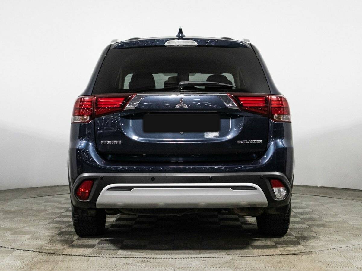 Mitsubishi Outlander, 2018 - 121 456 км. | Фото №6