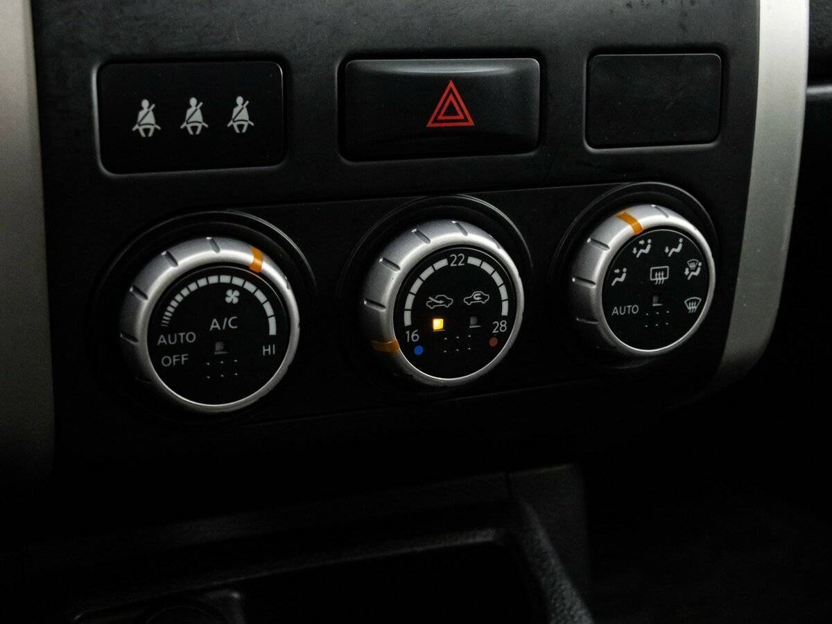 Nissan X-Trail, 2013 Фото №17