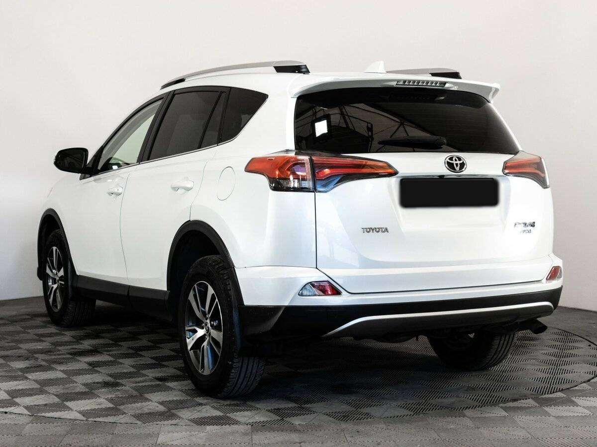Toyota RAV4, 2018 - 146 641 км. | Фото №6