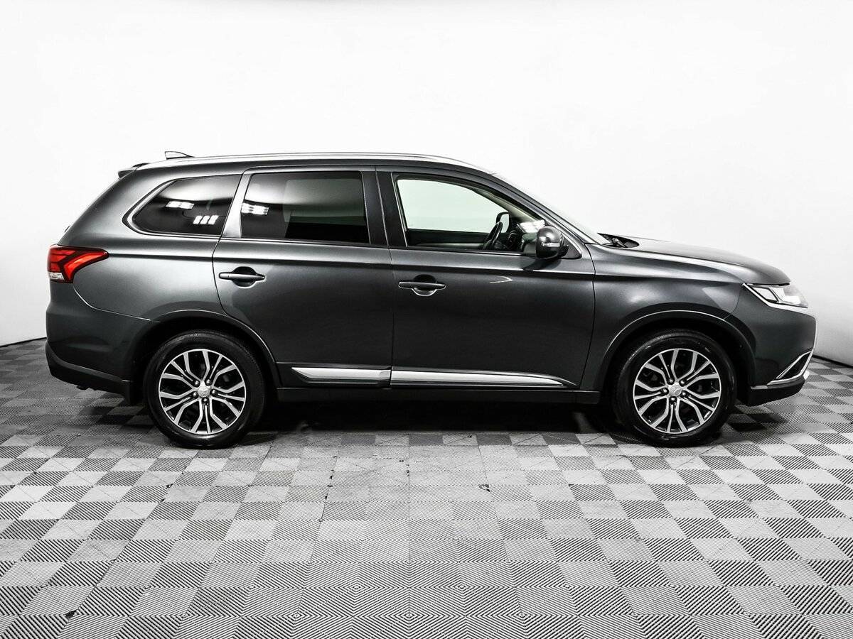 Mitsubishi Outlander, 2018 - 88 950 км. | Фото №4