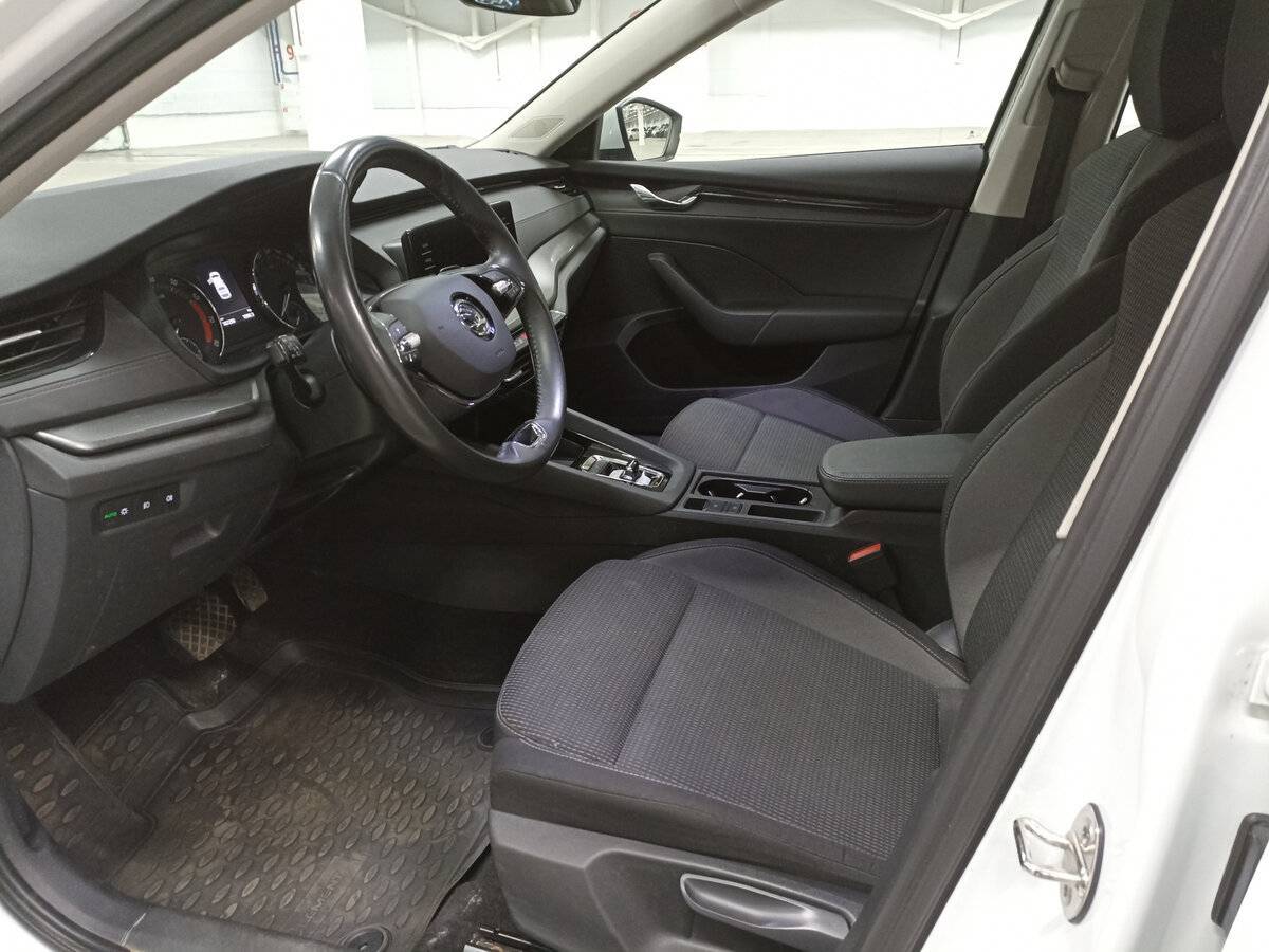 Skoda Octavia, 2021 Фото №16