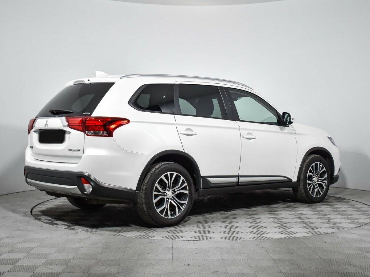 Mitsubishi Outlander, 2018 - 69 473 км. | Фото №5