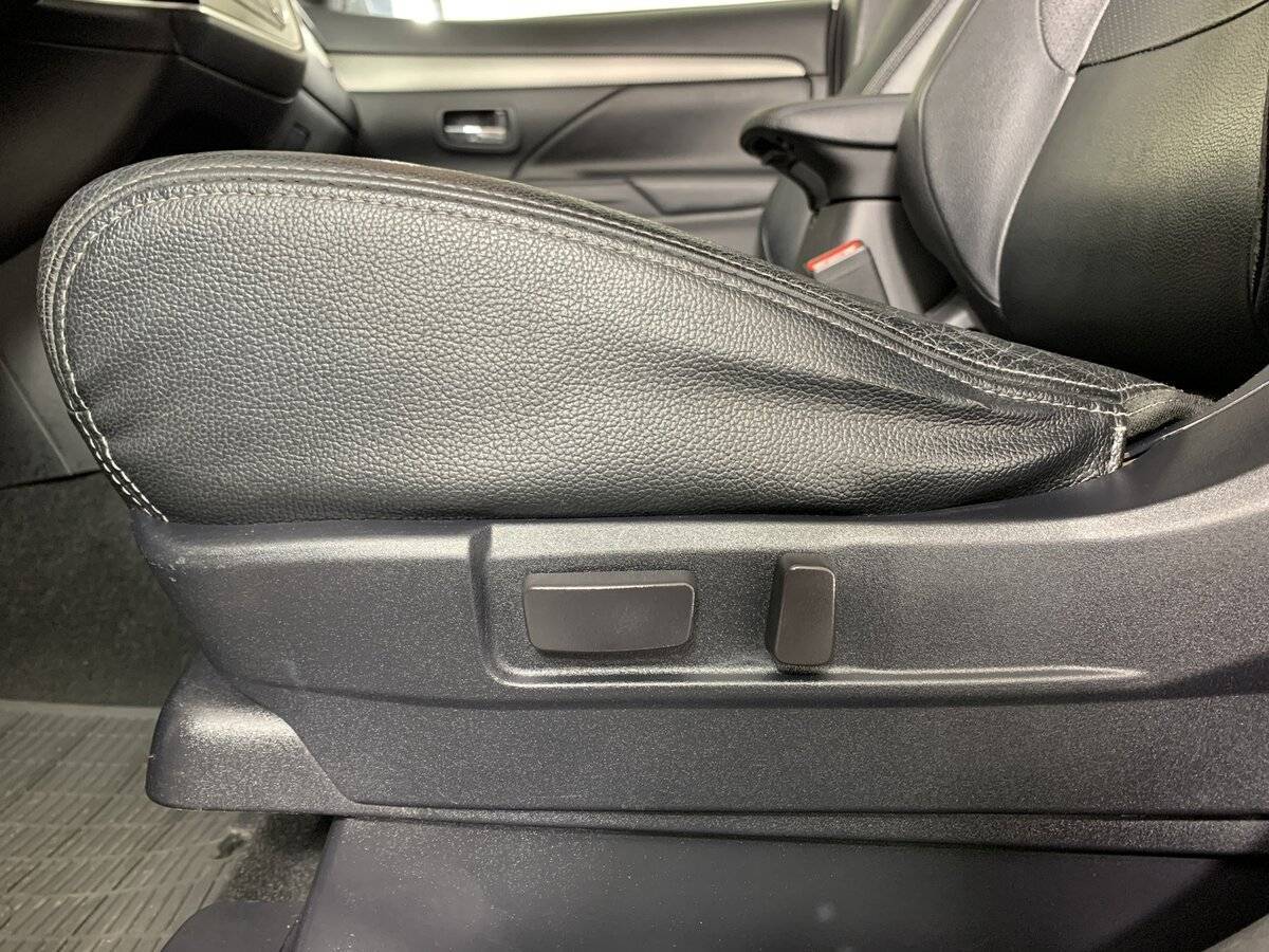 Mitsubishi Outlander, 2013 Фото №16