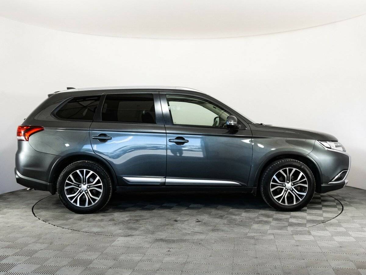 Mitsubishi Outlander, 2018 - 127 154 км. | Фото №4