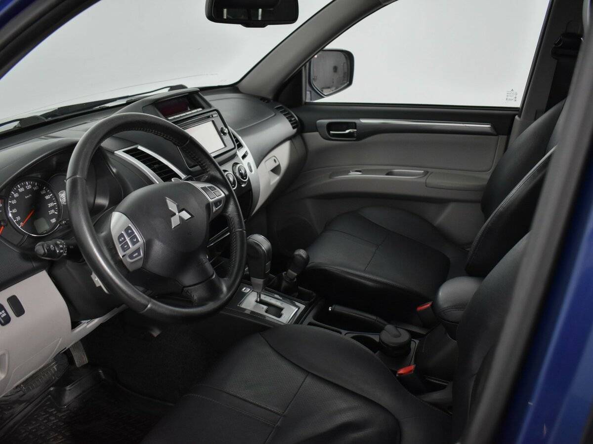 Mitsubishi Pajero Sport, 2015 - 100 176 км. | Фото №8
