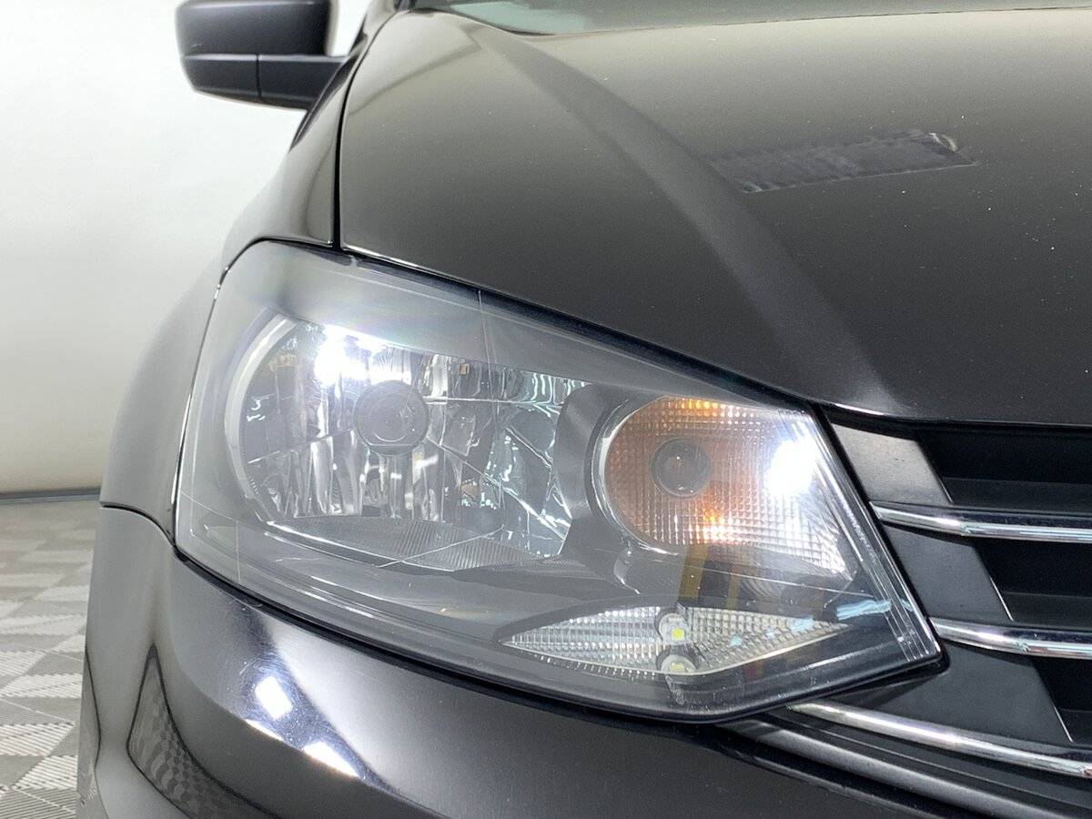 Volkswagen Polo, 2018 Фото №10