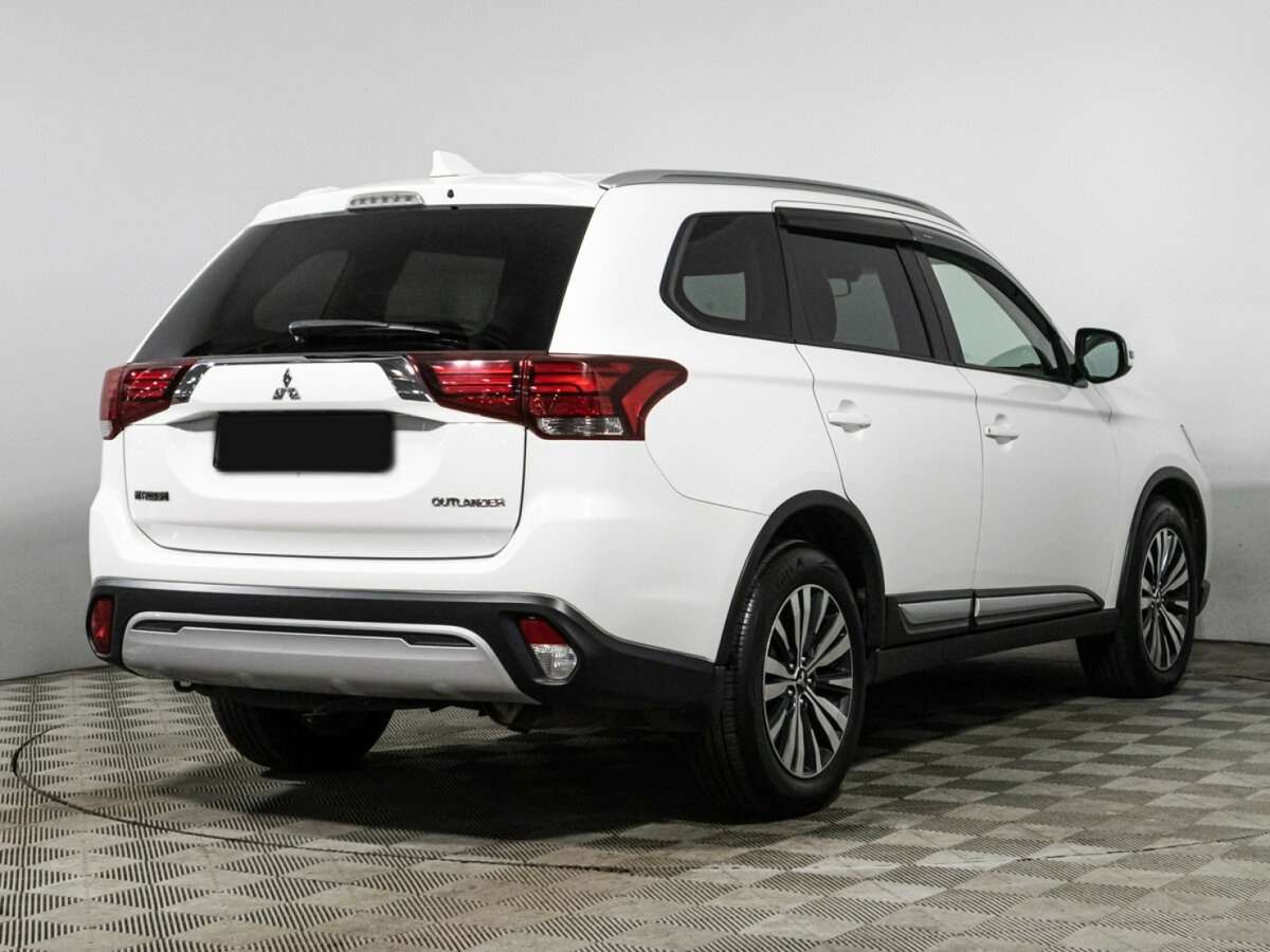 Mitsubishi Outlander, 2018 - 70 460 км. | Фото №5