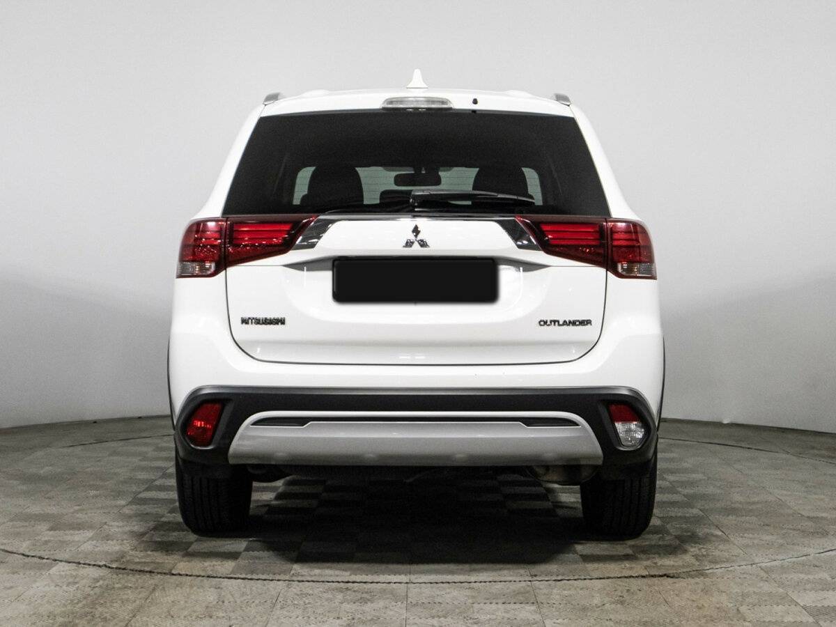 Mitsubishi Outlander, 2018 - 70 460 км. | Фото №6
