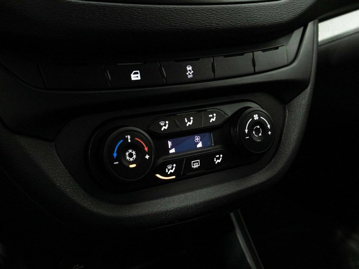 Lada (ВАЗ) Vesta, 2019 Фото №15