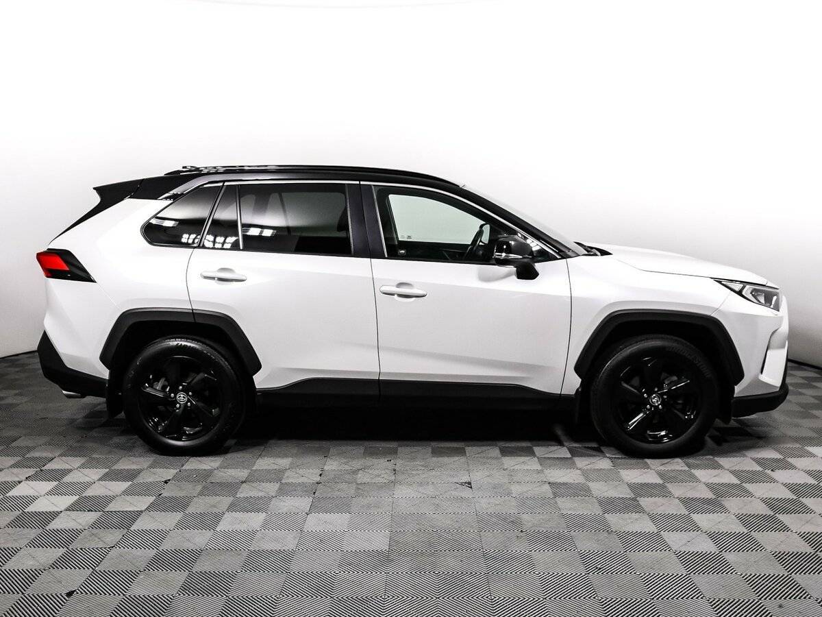 Toyota RAV4, 2021 - 68 417 км. | Фото №4