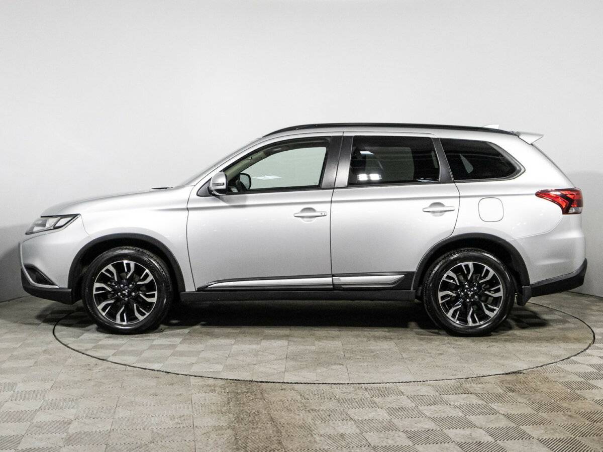 Mitsubishi Outlander, 2022 - 35 572 км. | Фото №8