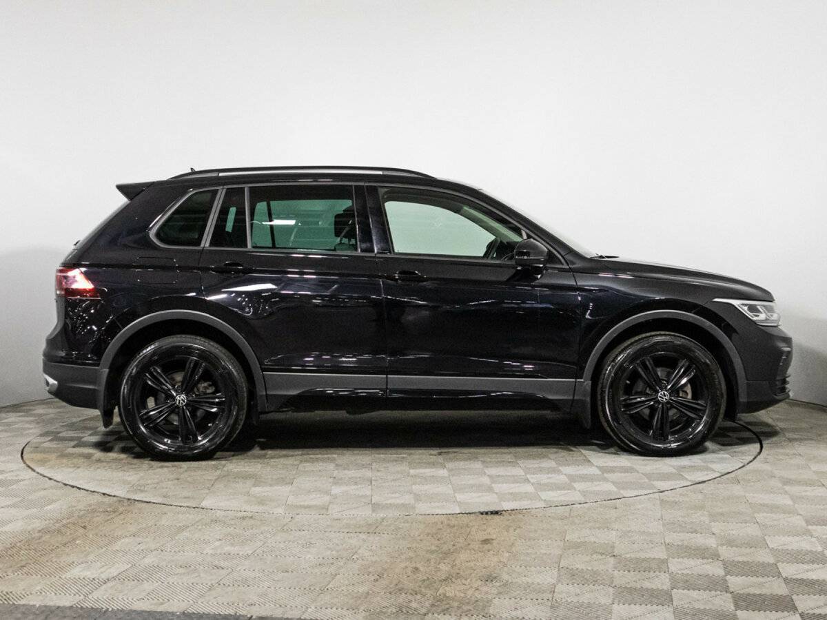 Volkswagen Tiguan, 2022 - 62 269 км. | Фото №4