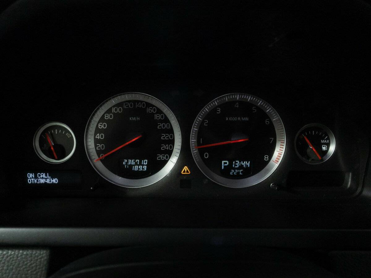 Volvo XC90, 2012 Фото №12