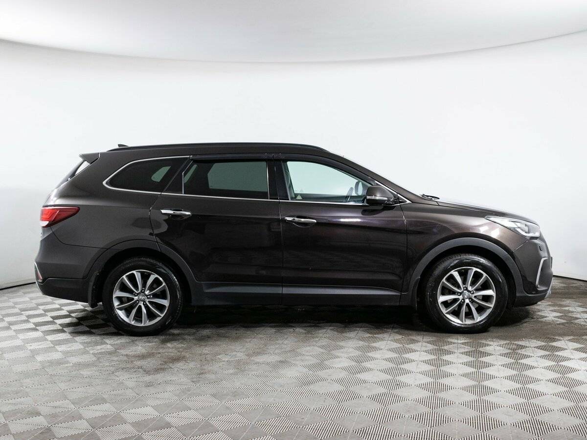 Hyundai Santa Fe Grand, 2017 - 156 000 км. | Фото №4