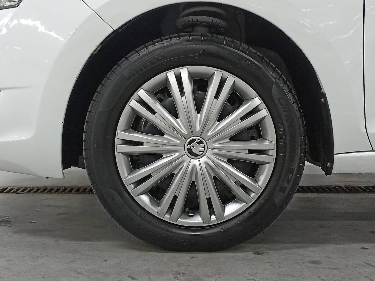 Skoda Rapid, 2018 Фото №18