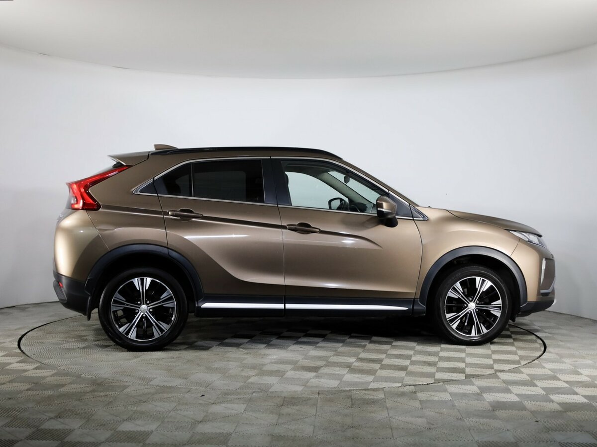 Mitsubishi Eclipse Cross I, 2019 - 166 000 км. | Фото №6