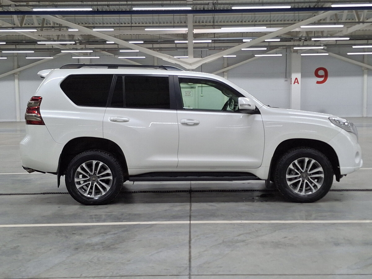 Toyota Land Cruiser Prado 150 Series Рестайлинг 1, 2014 - 215 161 км. | Фото №4