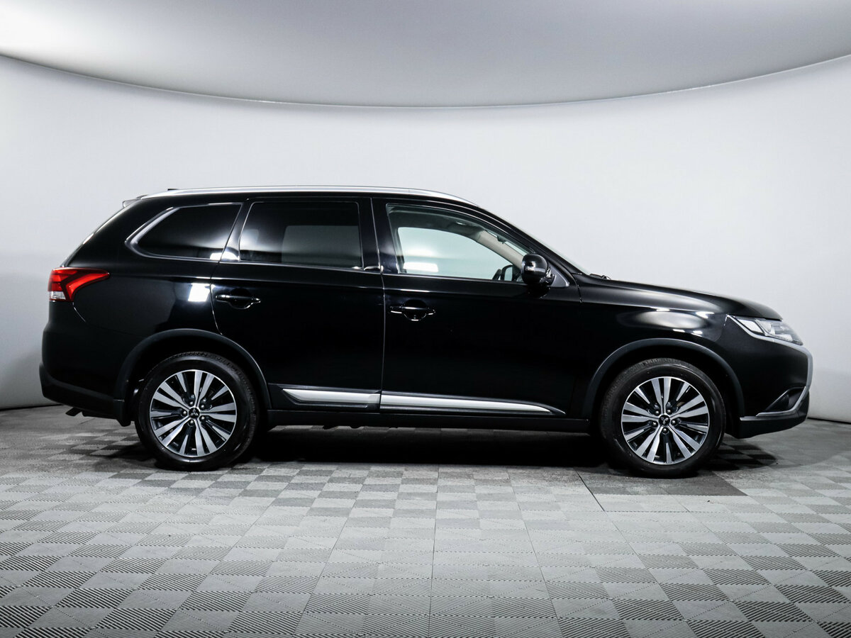 Mitsubishi Outlander III Рестайлинг 3, 2019 - 69 500 км. | Фото №4
