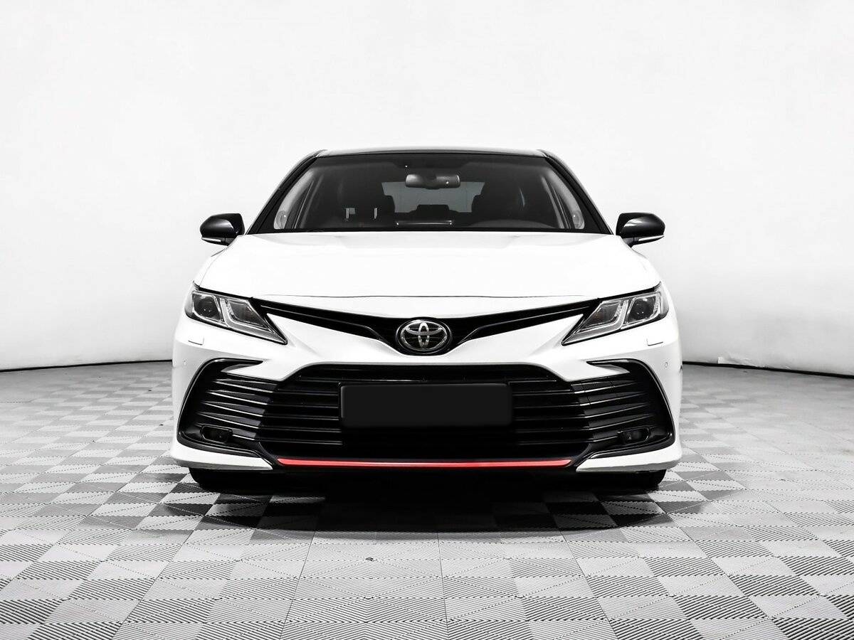 Toyota Camry VIII (XV70) Рестайлинг, 2021 - 99 871 км. | Фото №2