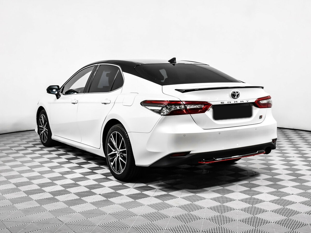 Toyota Camry VIII (XV70) Рестайлинг, 2021 - 99 871 км. | Фото №6