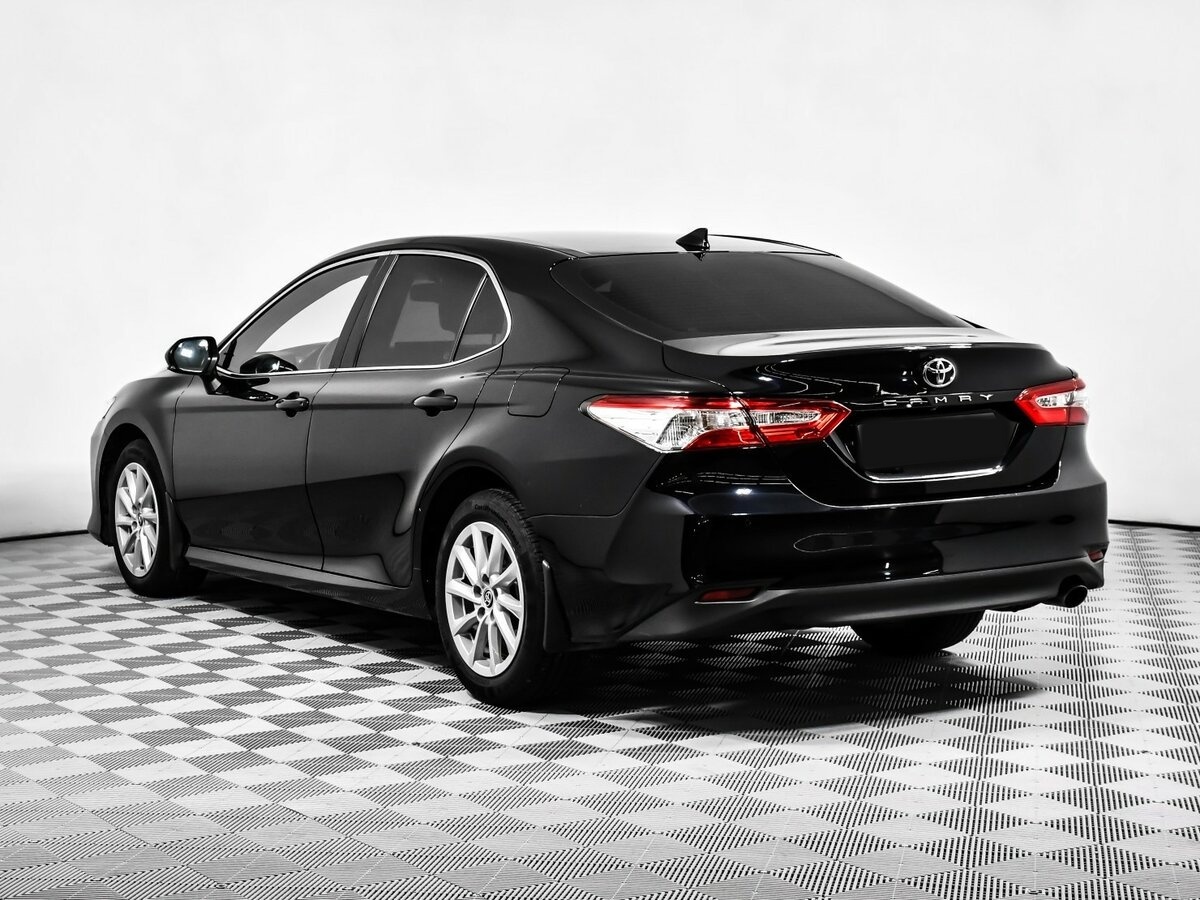 Toyota Camry VIII (XV70) Рестайлинг, 2021 - 70 747 км. | Фото №7
