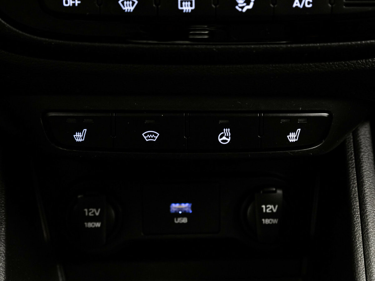 Hyundai Solaris II Рестайлинг, 2021 Фото №13