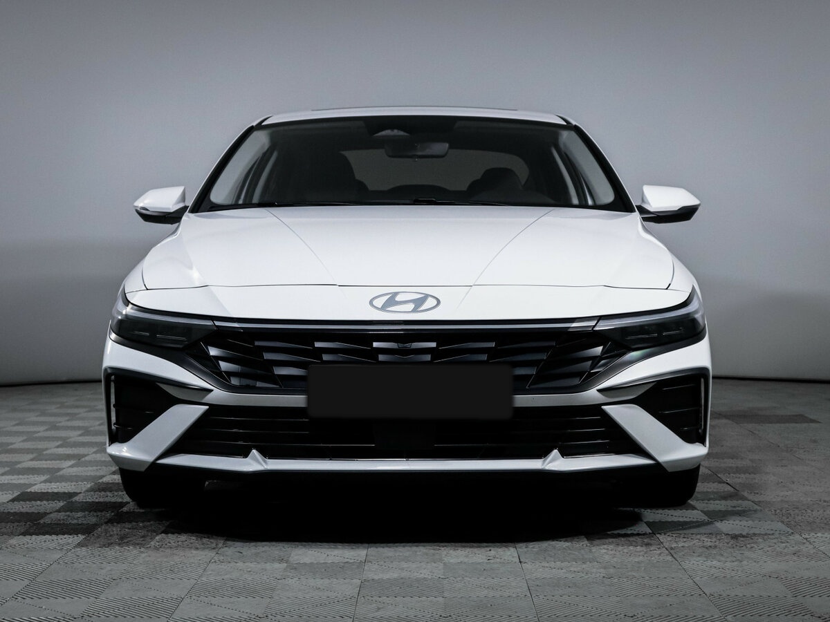 Hyundai Elantra VII (CN7) Рестайлинг, 2024 - 9 266 км. | Фото №2