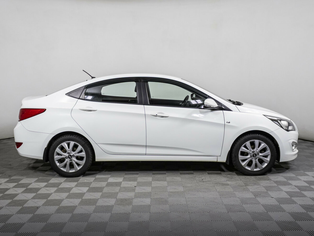 Hyundai Solaris I Рестайлинг, 2015 - 70 180 км. | Фото №4